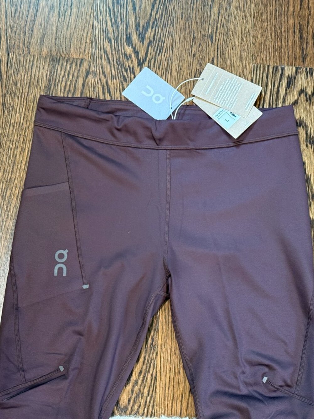 NWT - On Running - Men’s Performance Tights - Maroon - Size Large - Picture 4 of 5